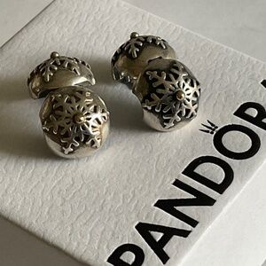 A pair of Pandora tow tone clasps 14k gold and silver
